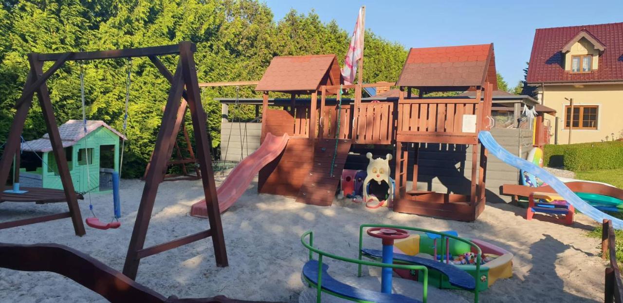 Dom Goscinny Vollare Ujście-Darłowskie Exteriör bild